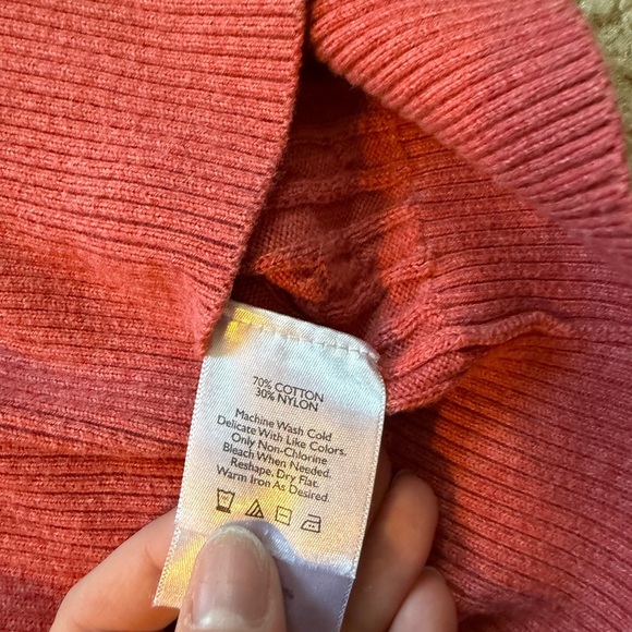 Red Sweater - Picture 6 of 7